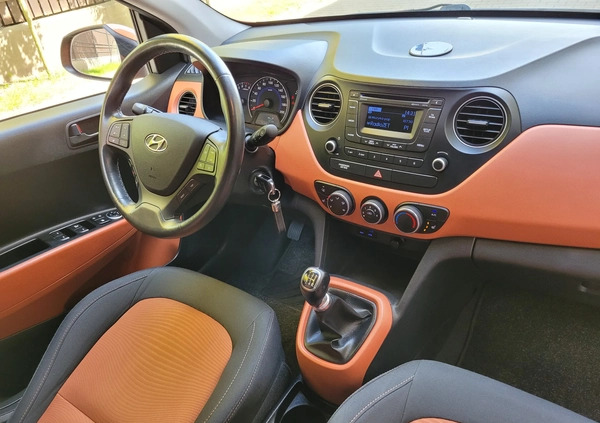 Hyundai i10 cena 34900 przebieg: 75380, rok produkcji 2015 z Warszawa małe 529